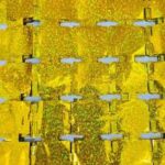 CORTINA METALIZADA QUADRADO PEQUENO HOLOGRAFICO DOURADA 2X1M