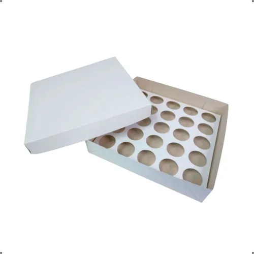 15368116837-d-nq-np-746806-mlb83992630418-052025-o-10-caixas-para-25-doces-20x20x4-cm-tampa-e-base-branco.webp KIT 5 CAIXA DE TRANSPORTE BRANCO PARA 25 DOCES COM BERÇO 20X20X4CM - Imagem 1
